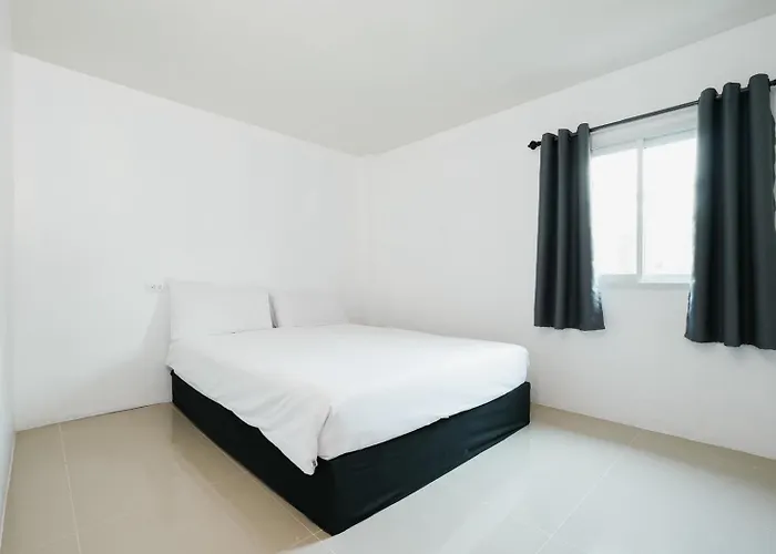 公寓 Xxsleep Pop Sukhumvit 42-ekkamai 曼谷